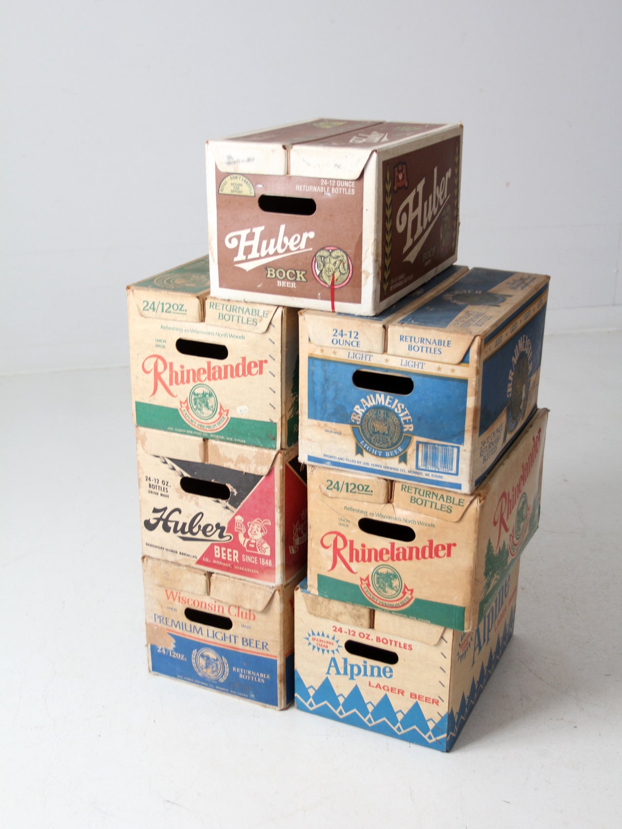 vintage Wisconsin beer collection of 7
