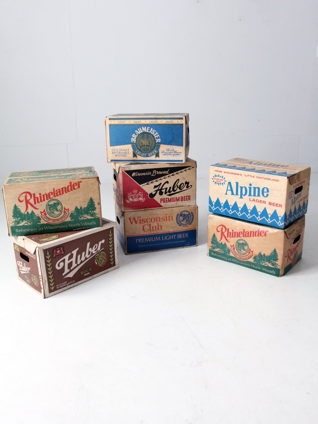 vintage Wisconsin beer collection of 7