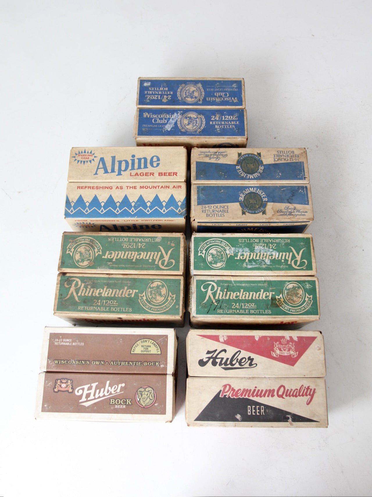 vintage Wisconsin beer collection of 7