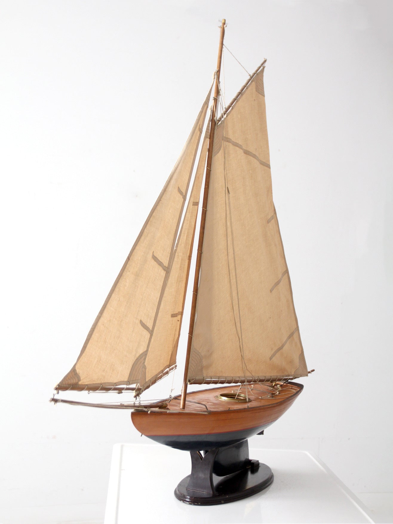 early 20th century pond yacht
