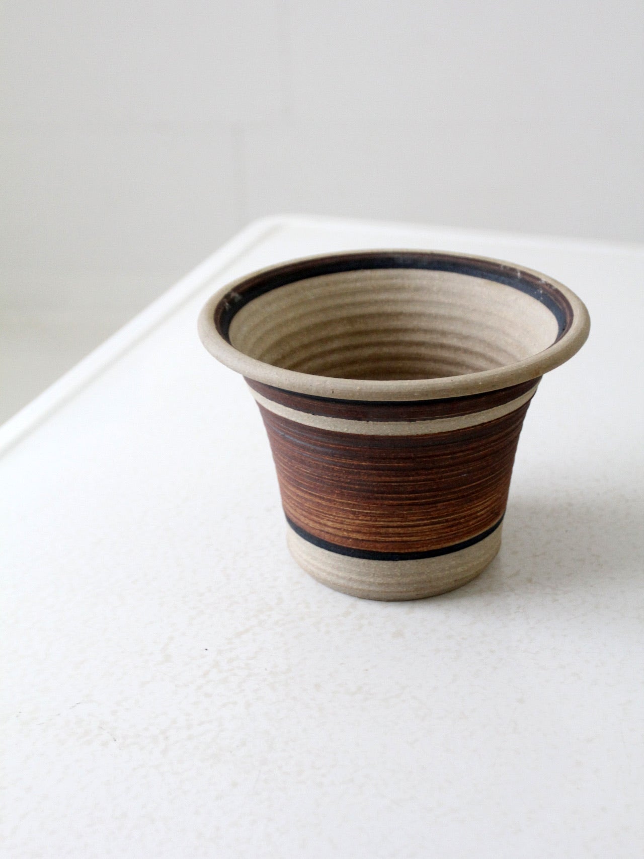 vintage Shake Rag Alley studio pottery vase