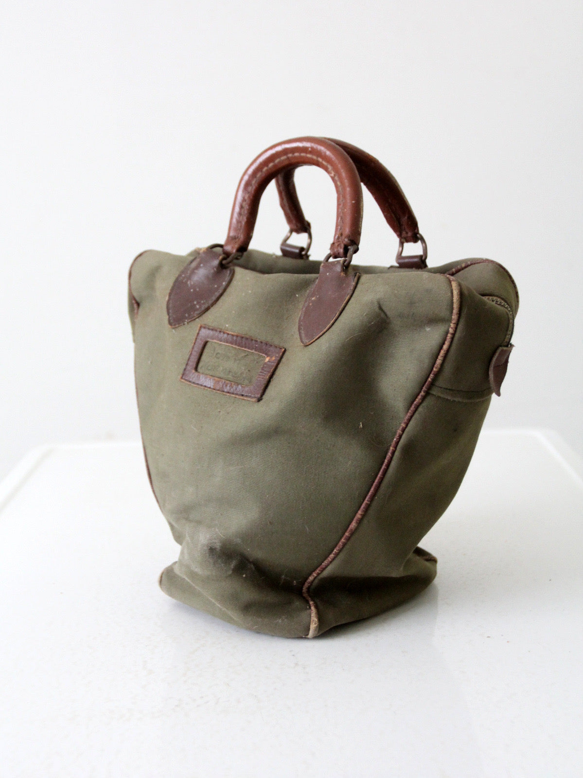 mid-century Ebonite 16 lb bowling ball with bag