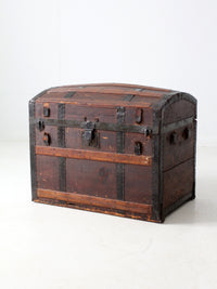 antique barrel top steamer trunk
