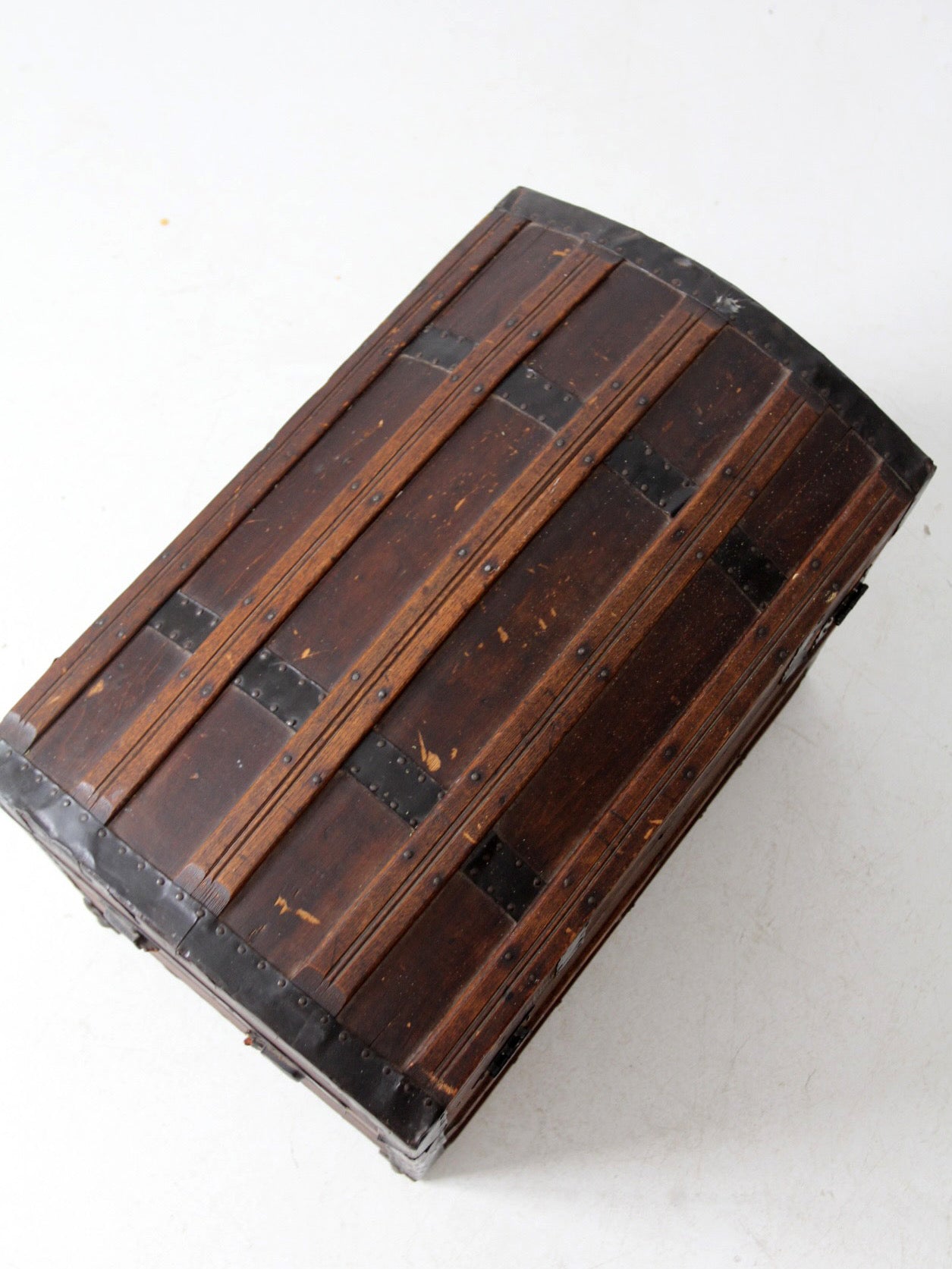antique barrel top steamer trunk