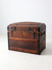 antique barrel top steamer trunk