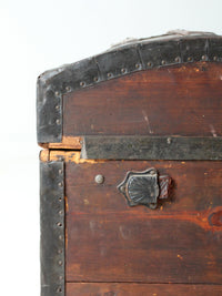 antique barrel top steamer trunk