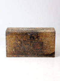 1800s Scandinavian dome trunk top trunk