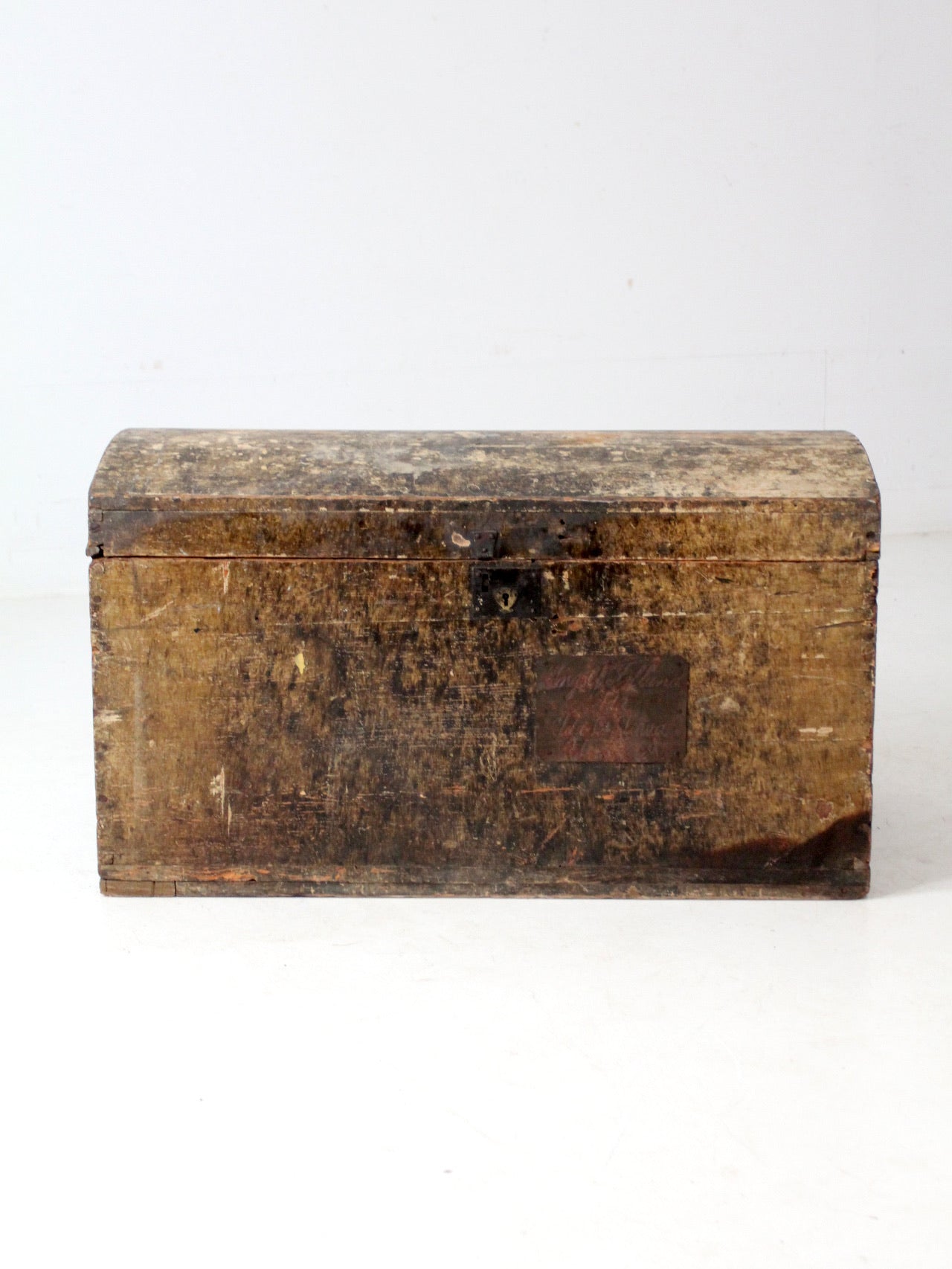 1800s Scandinavian dome trunk top trunk