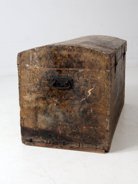 1800s Scandinavian dome trunk top trunk