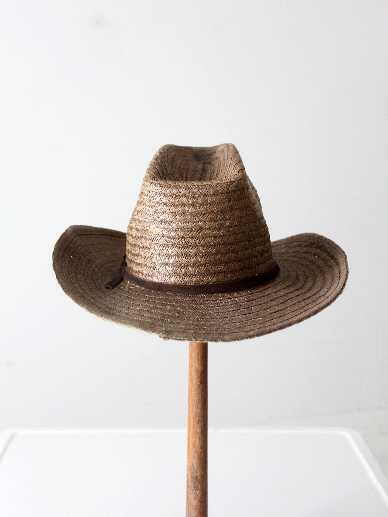 vintage western straw cowboy hat