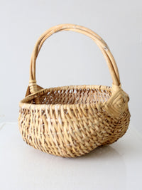 vintage gathering buttocks basket