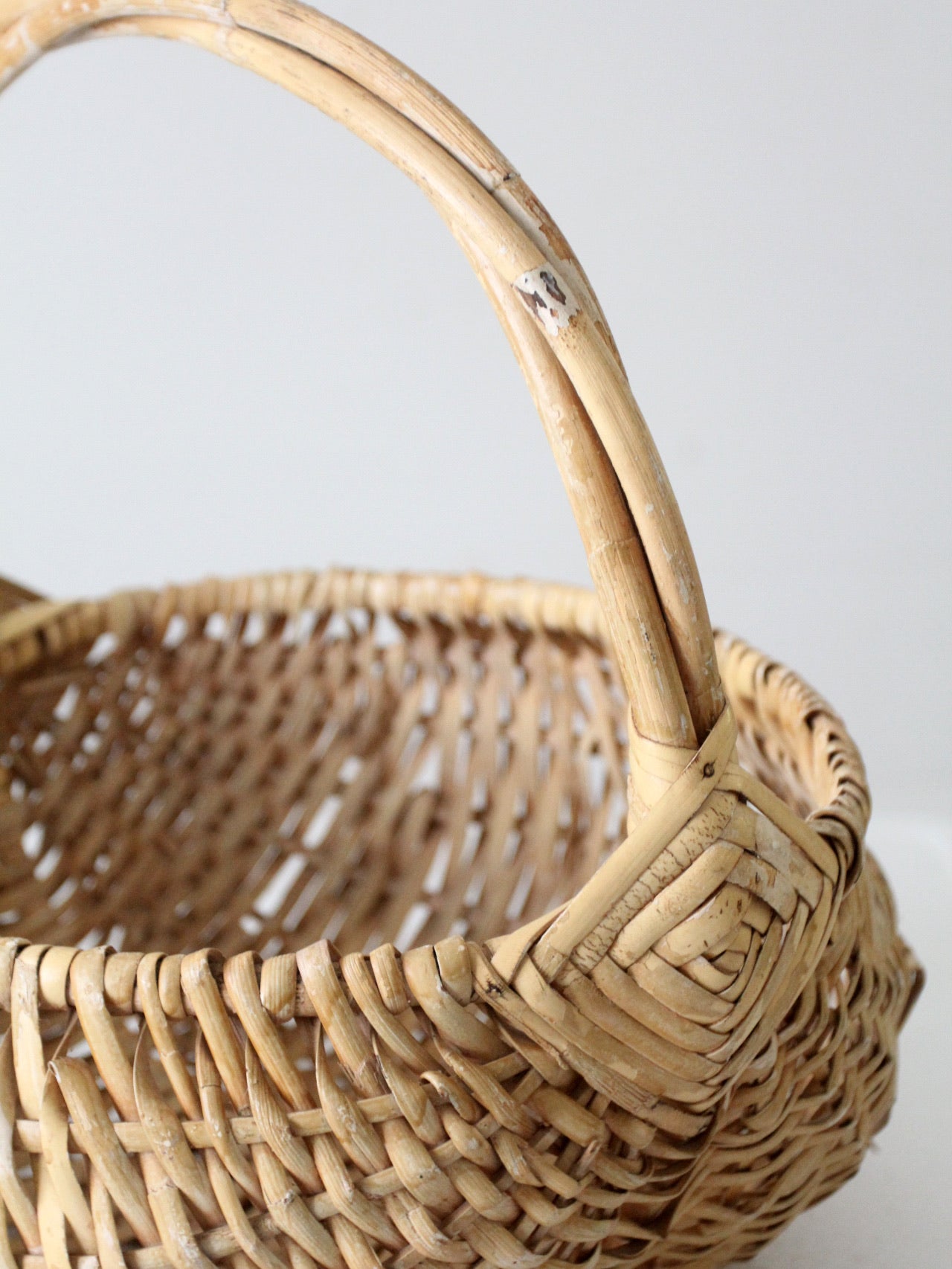 vintage gathering buttocks basket