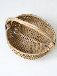 vintage gathering buttocks basket