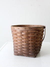 vintage Longaberger apple basket
