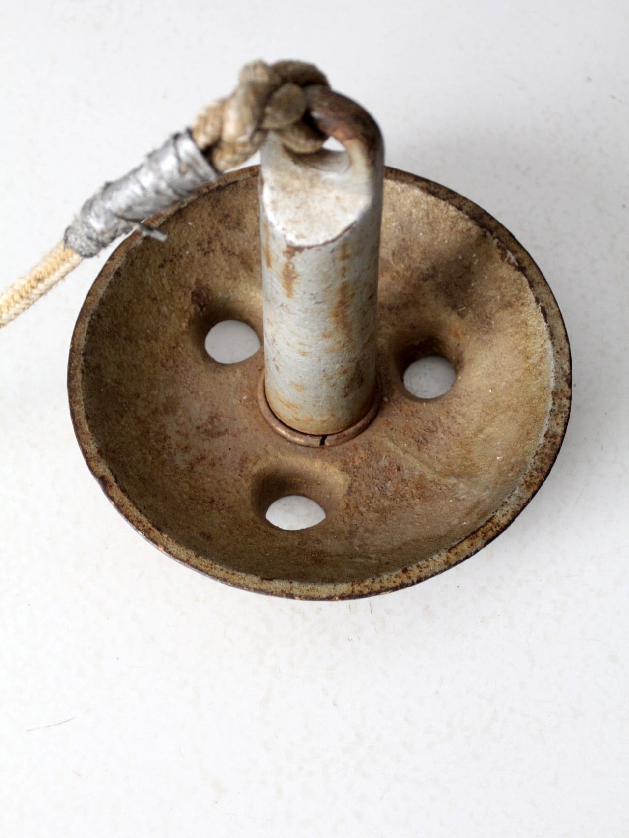 vintage Roloff Mfg cast iron boat anchor