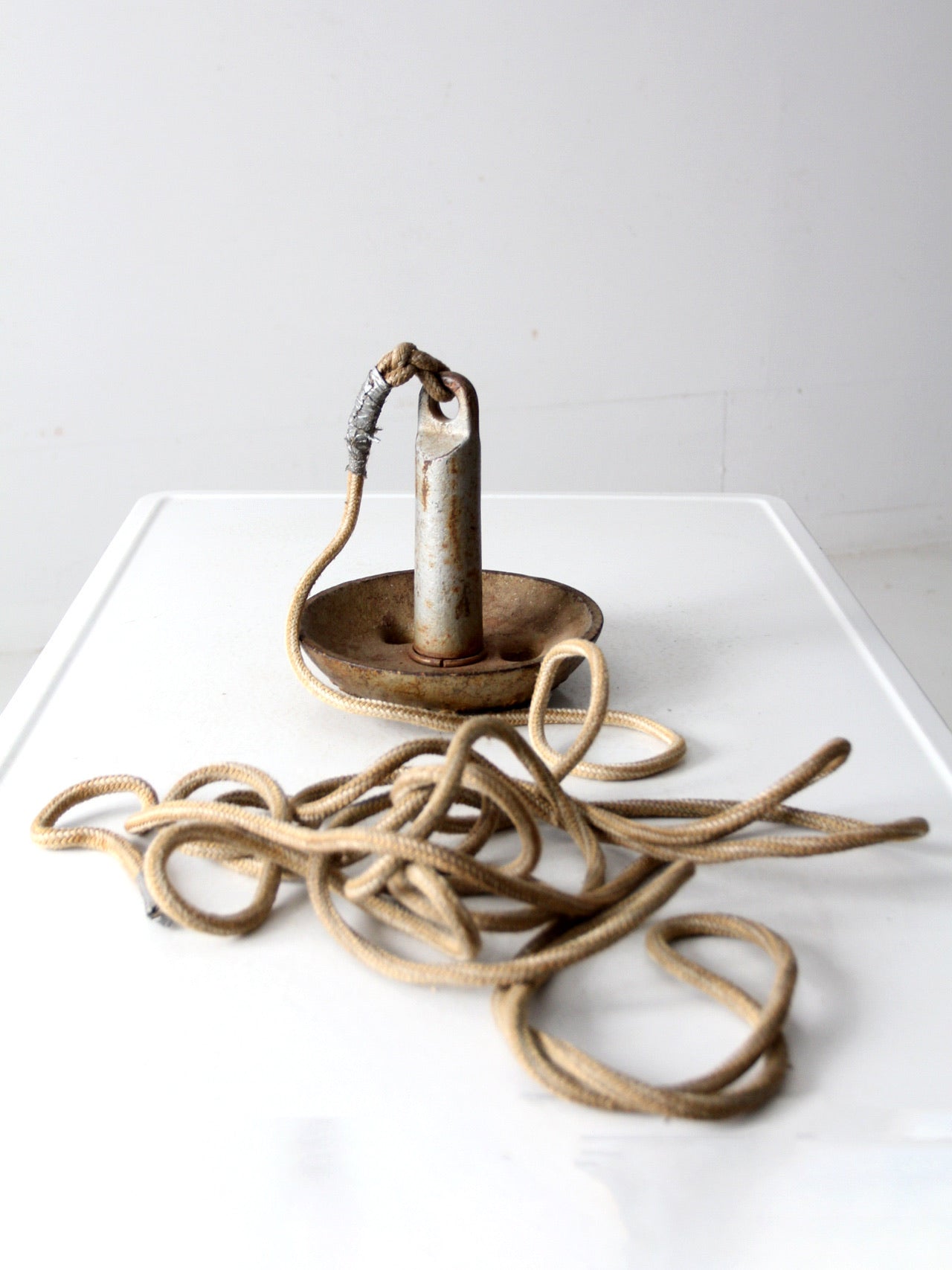 vintage Roloff Mfg cast iron boat anchor