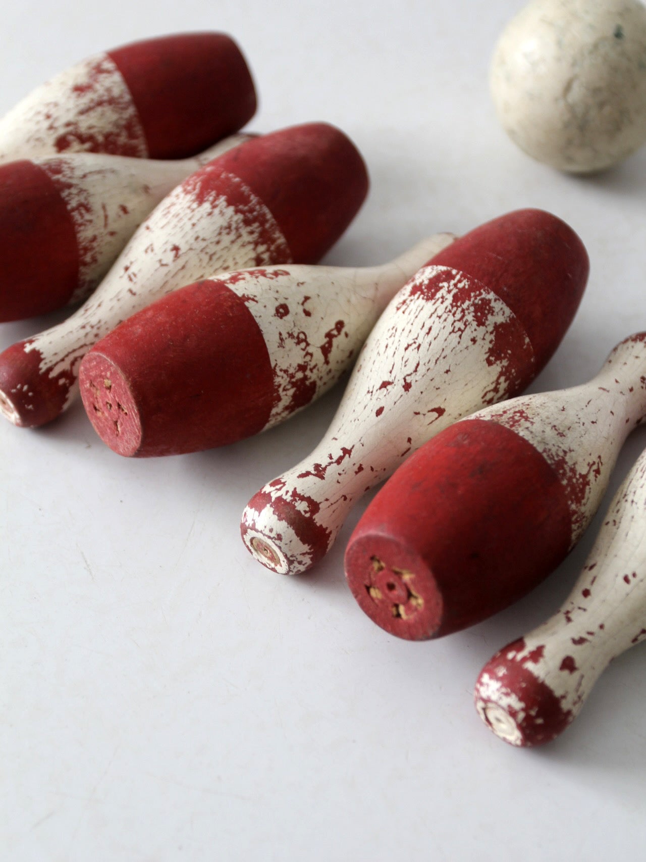 antique tabletop bowling game set