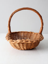 vintage wicker basket with handle
