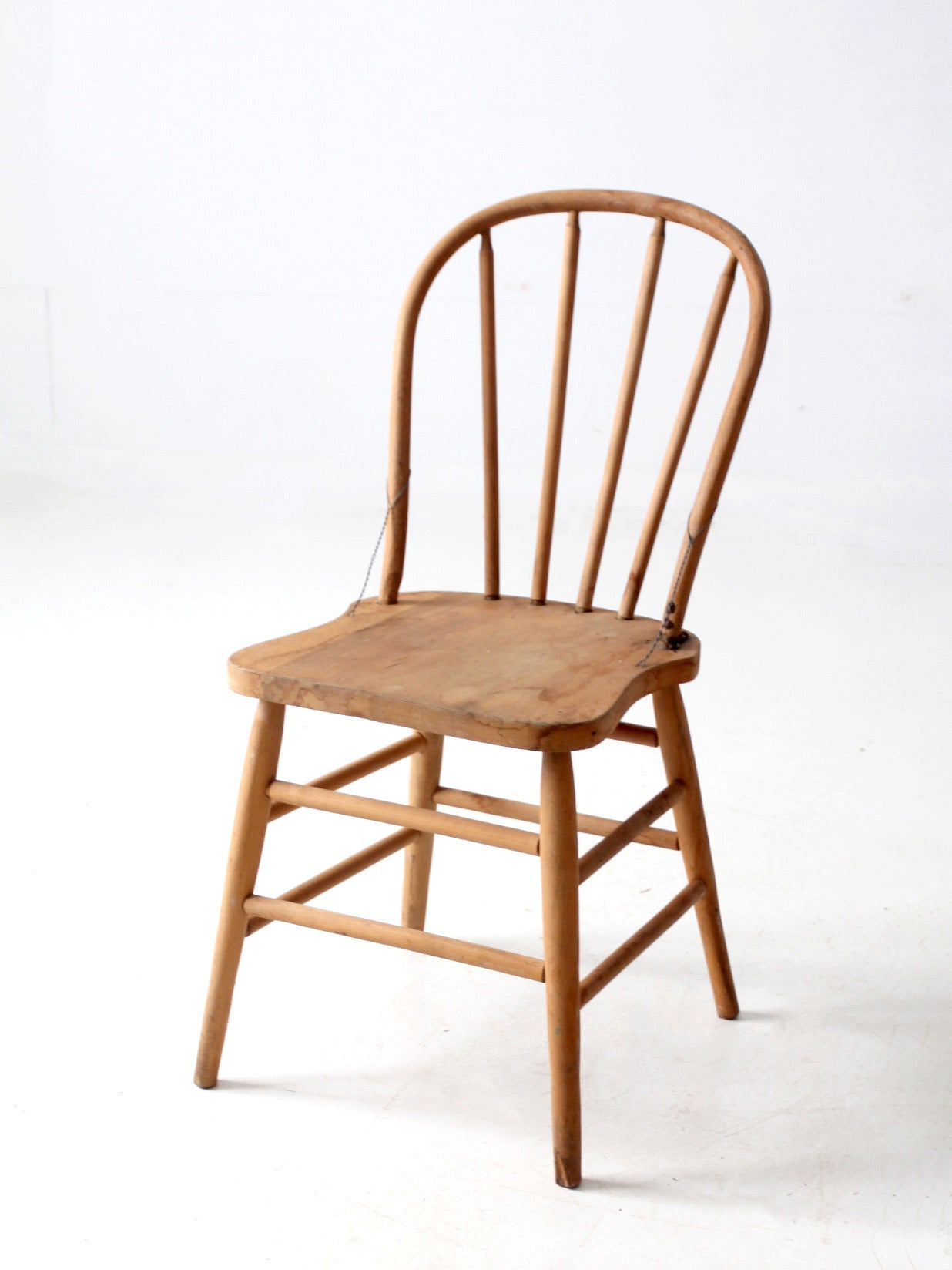 antique bow back Windsor farmhouse chair