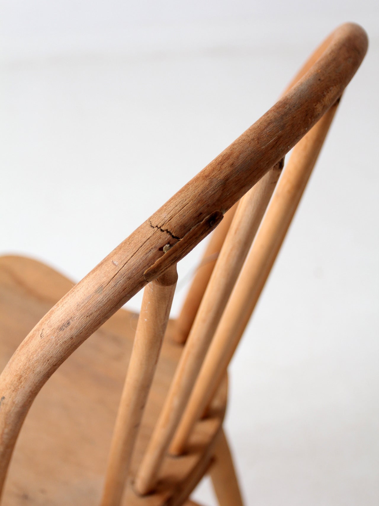 antique bow back Windsor farmhouse chair