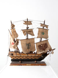 mid century Navio Espanol 1690 model ship