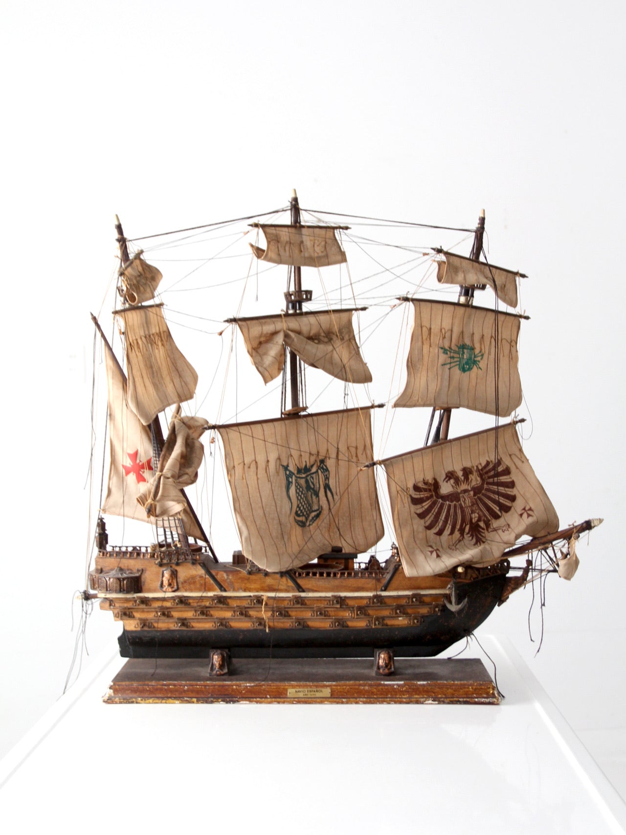 mid century Navio Espanol 1690 model ship