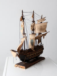 mid century Navio Espanol 1690 model ship