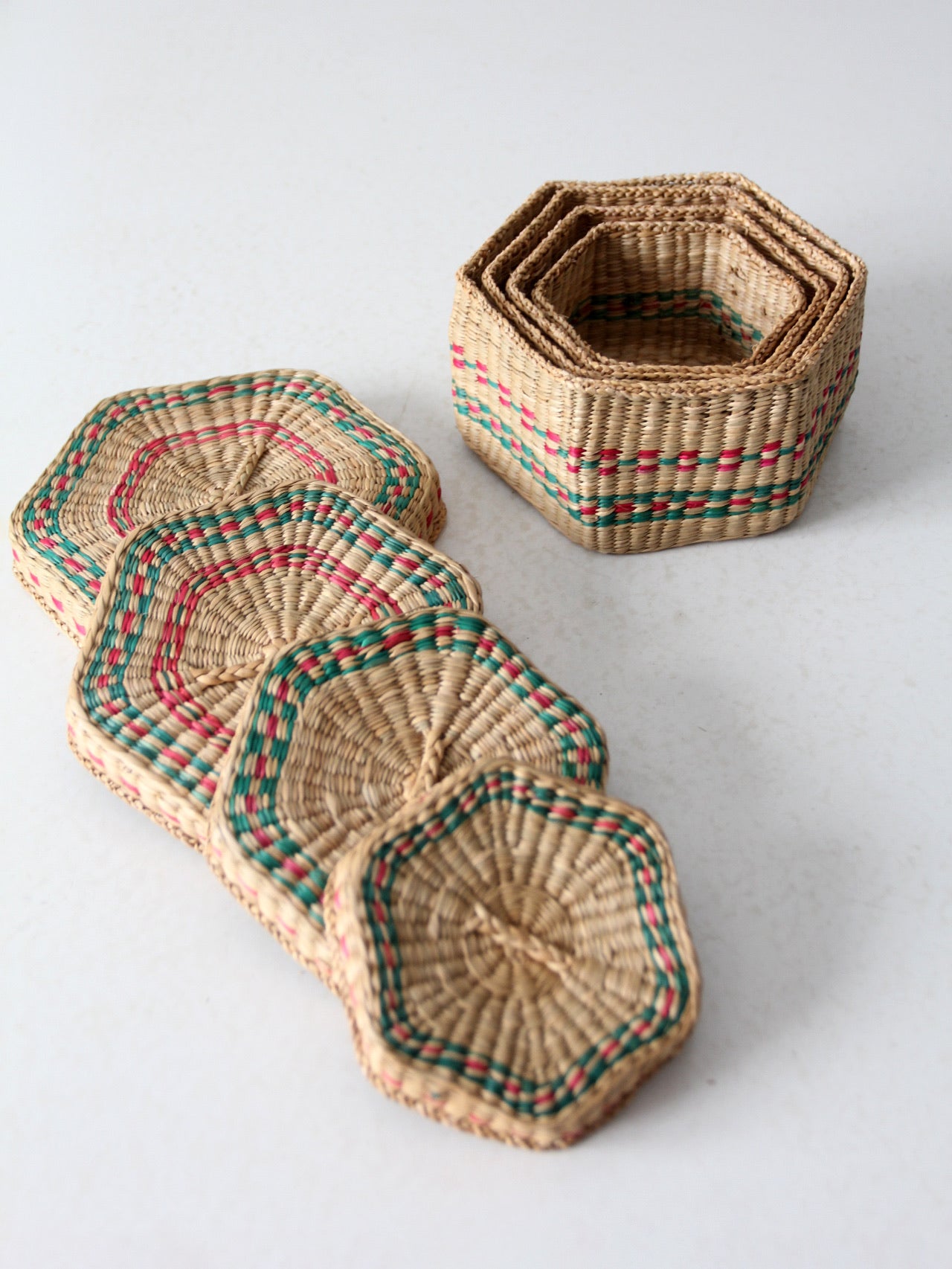 vintage sweetgrass nesting baskets set 4