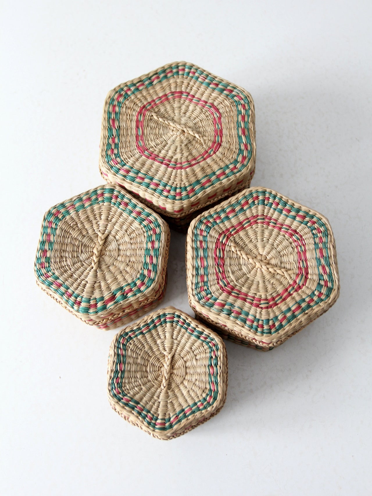 vintage sweetgrass nesting baskets set 4
