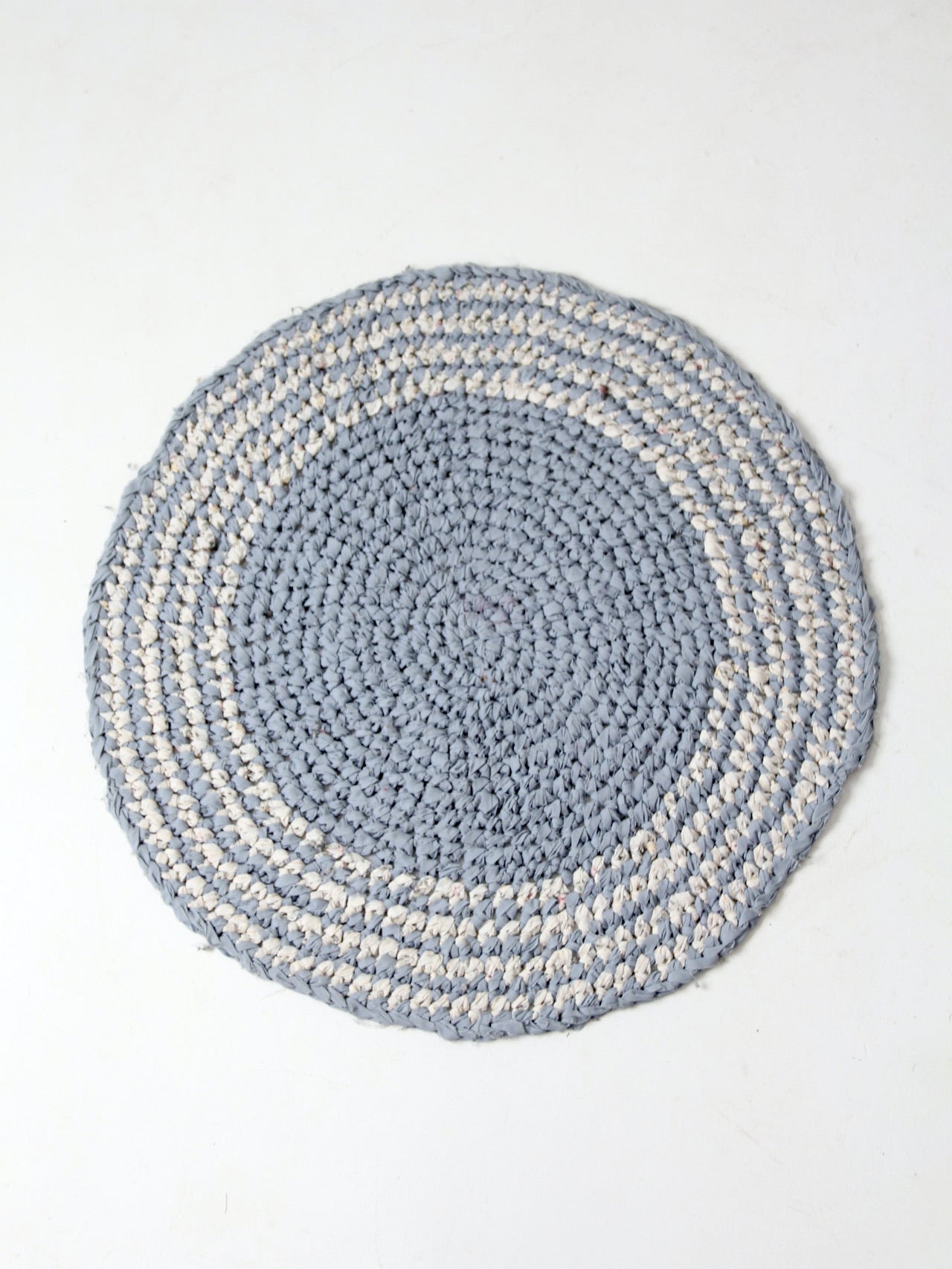 vintage round braided accent rug