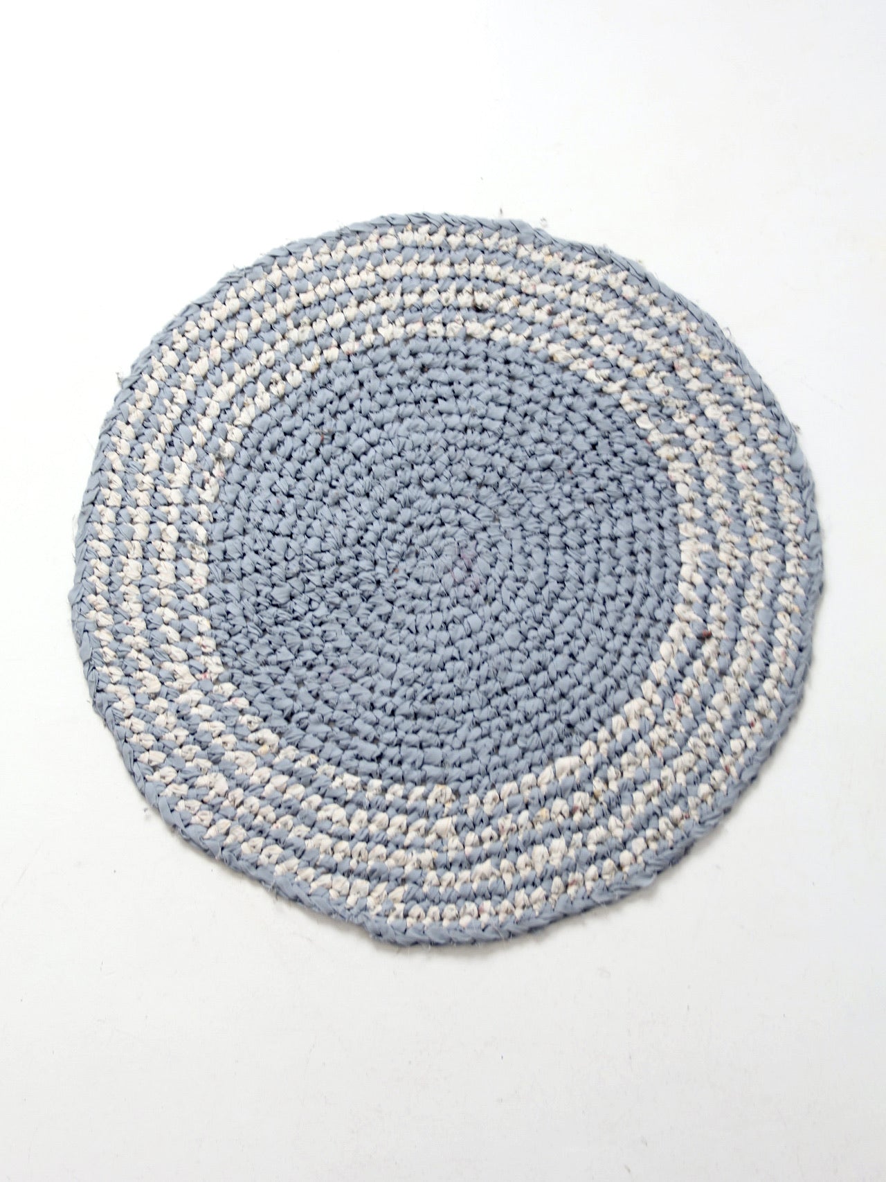 vintage round braided accent rug