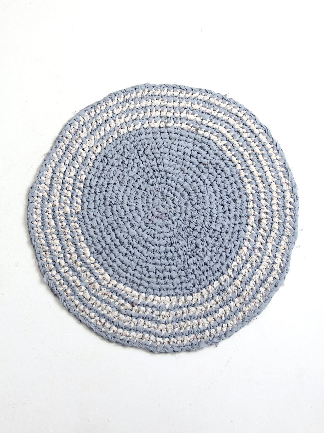 vintage round braided accent rug