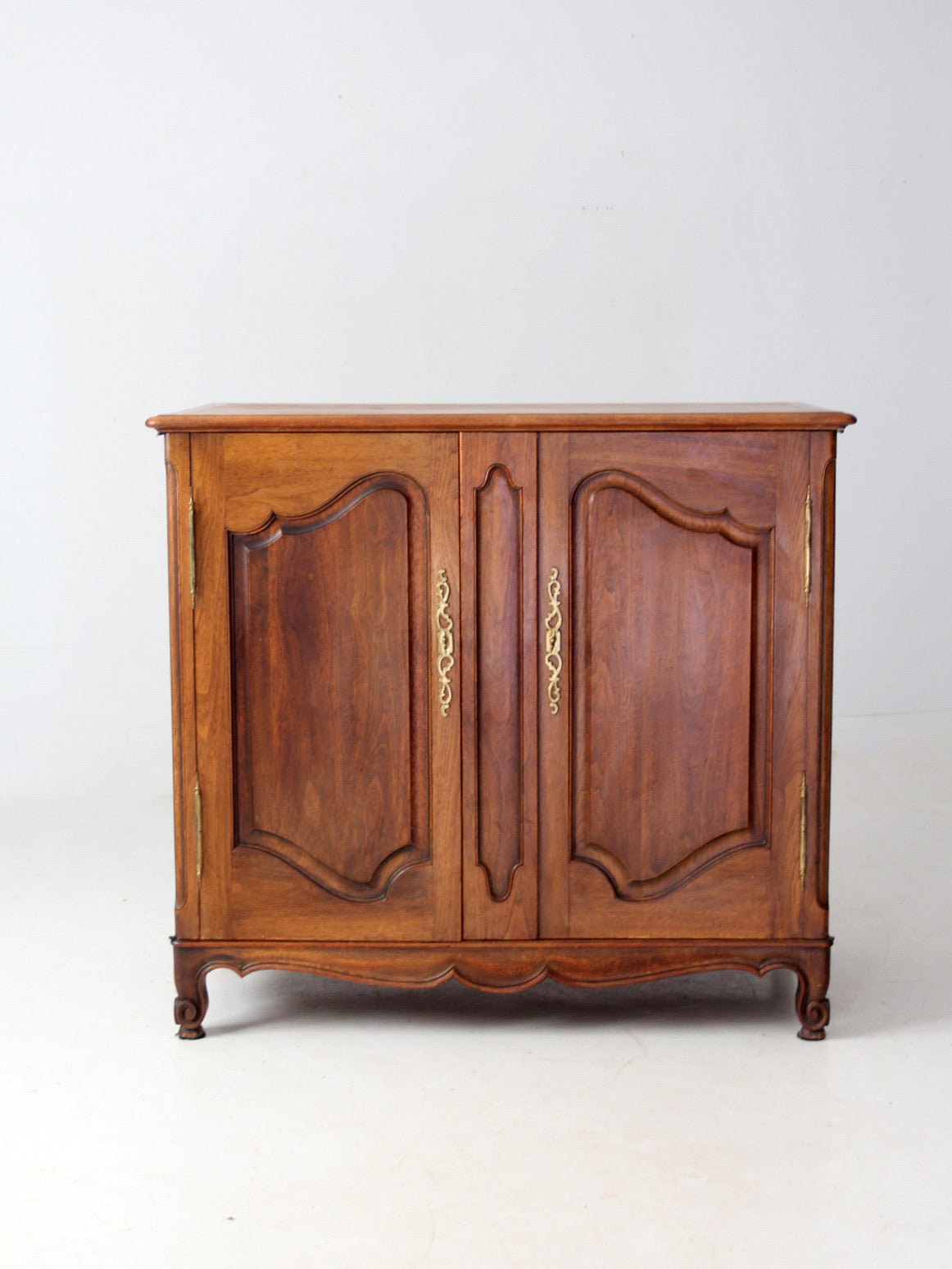 vintage French Louis XV Style cabinet with drawer interior