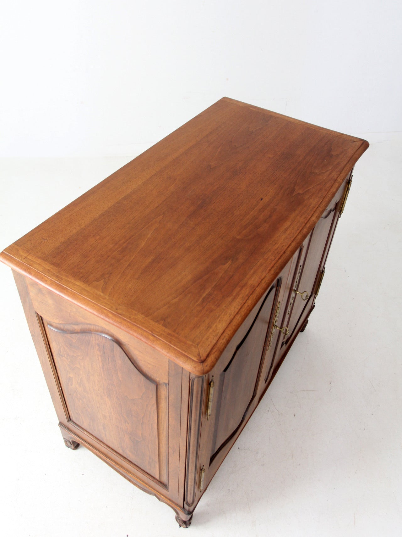 vintage French Louis XV Style cabinet with drawer interior