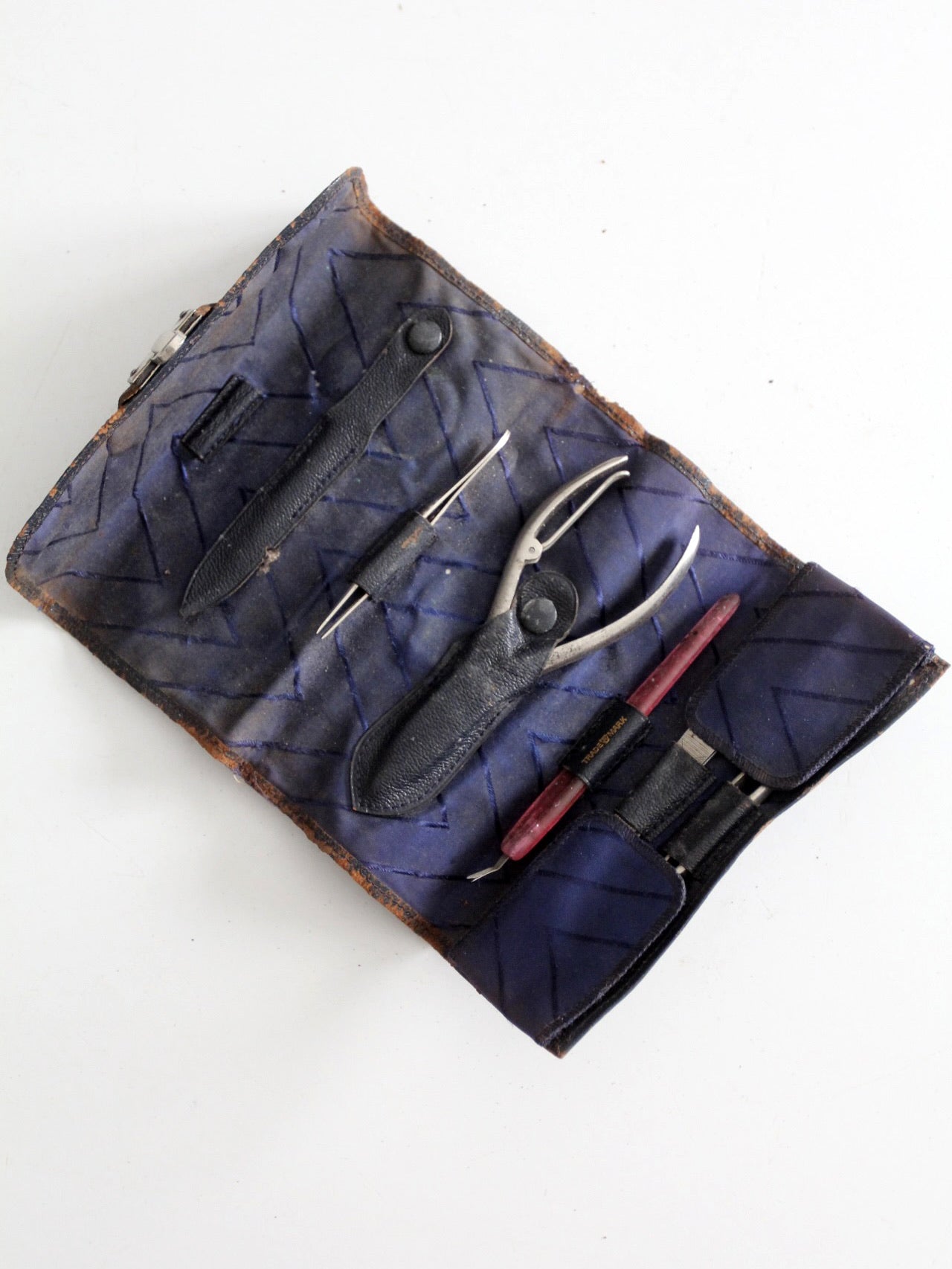 vintage English grooming set with leather case