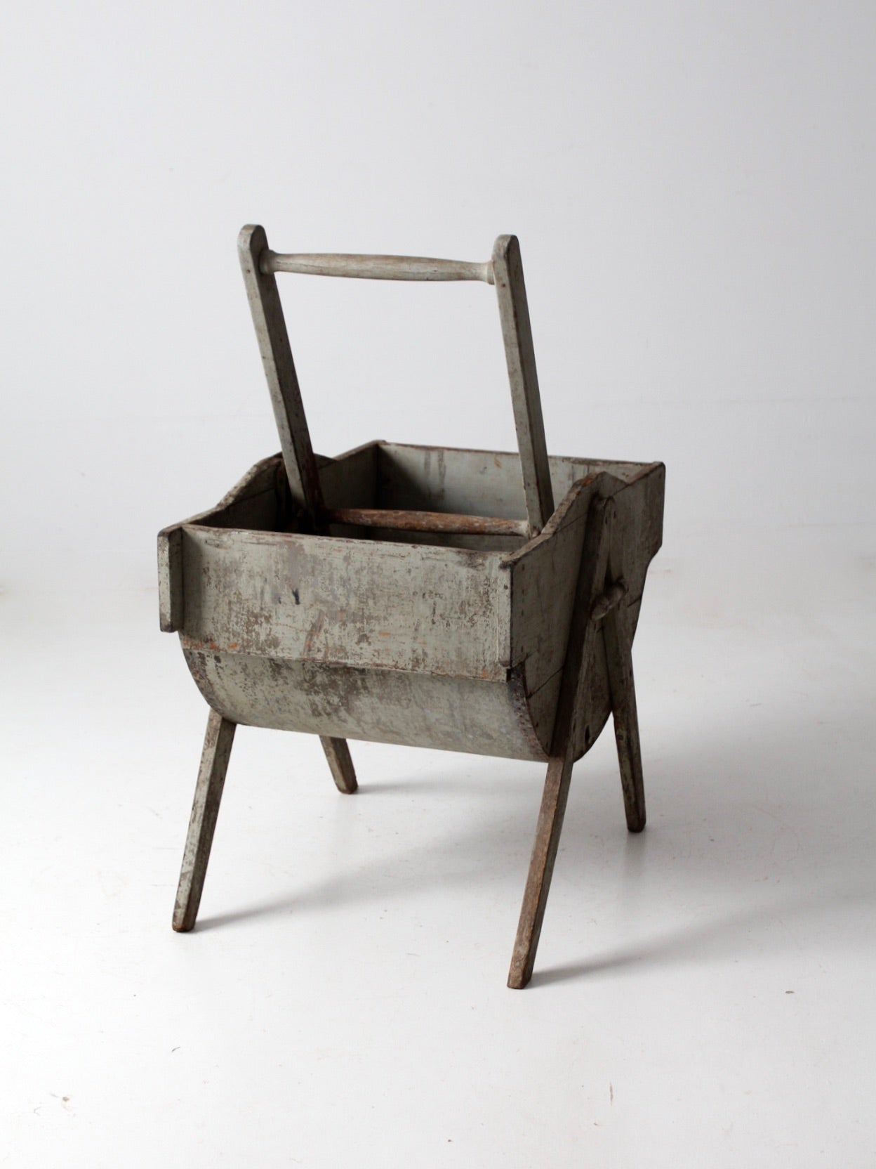 antique rocking laundry wash tub