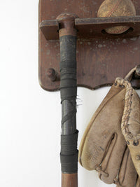 1940s kids baseball rack with superior bat