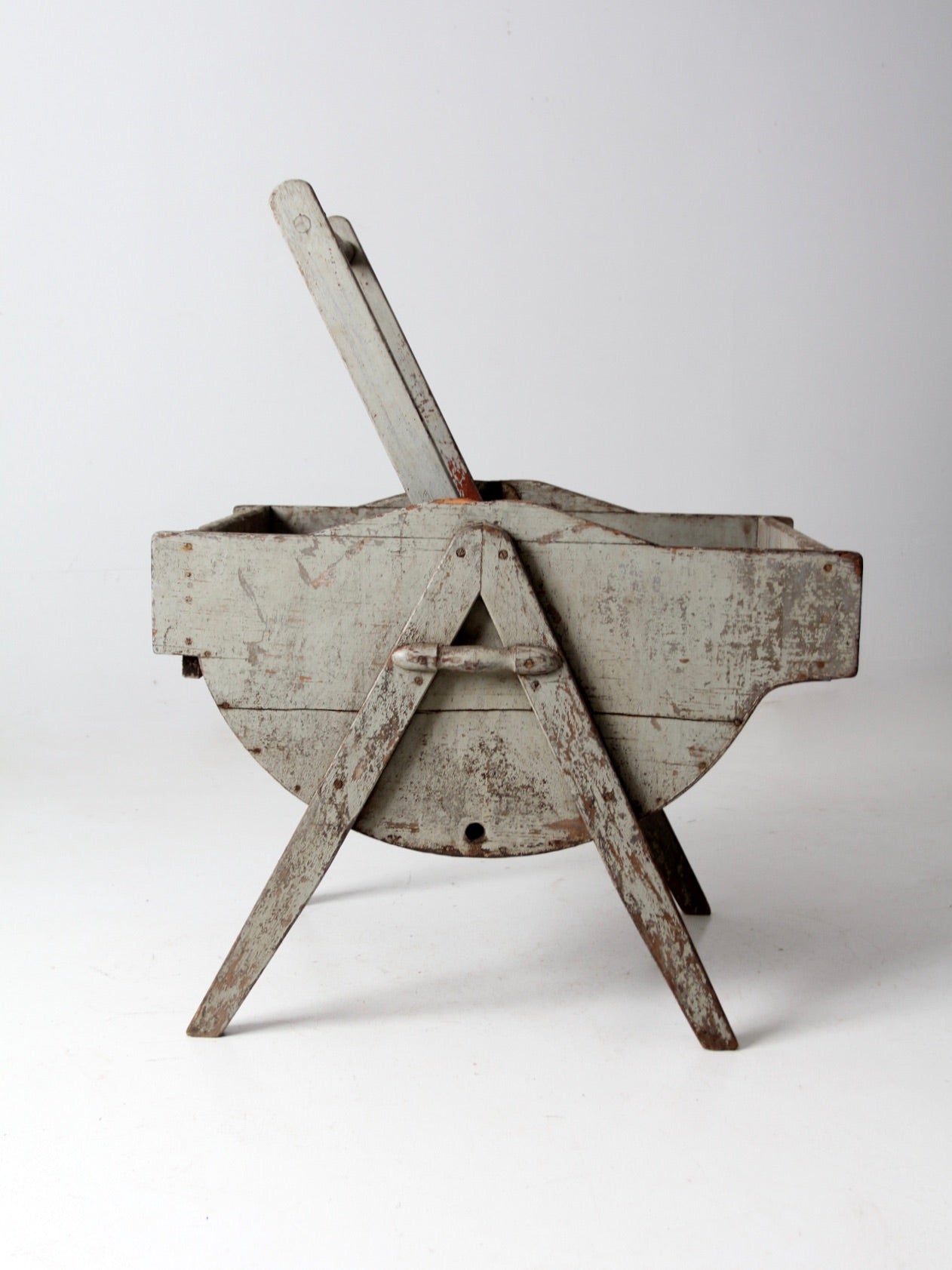 antique rocking laundry wash tub