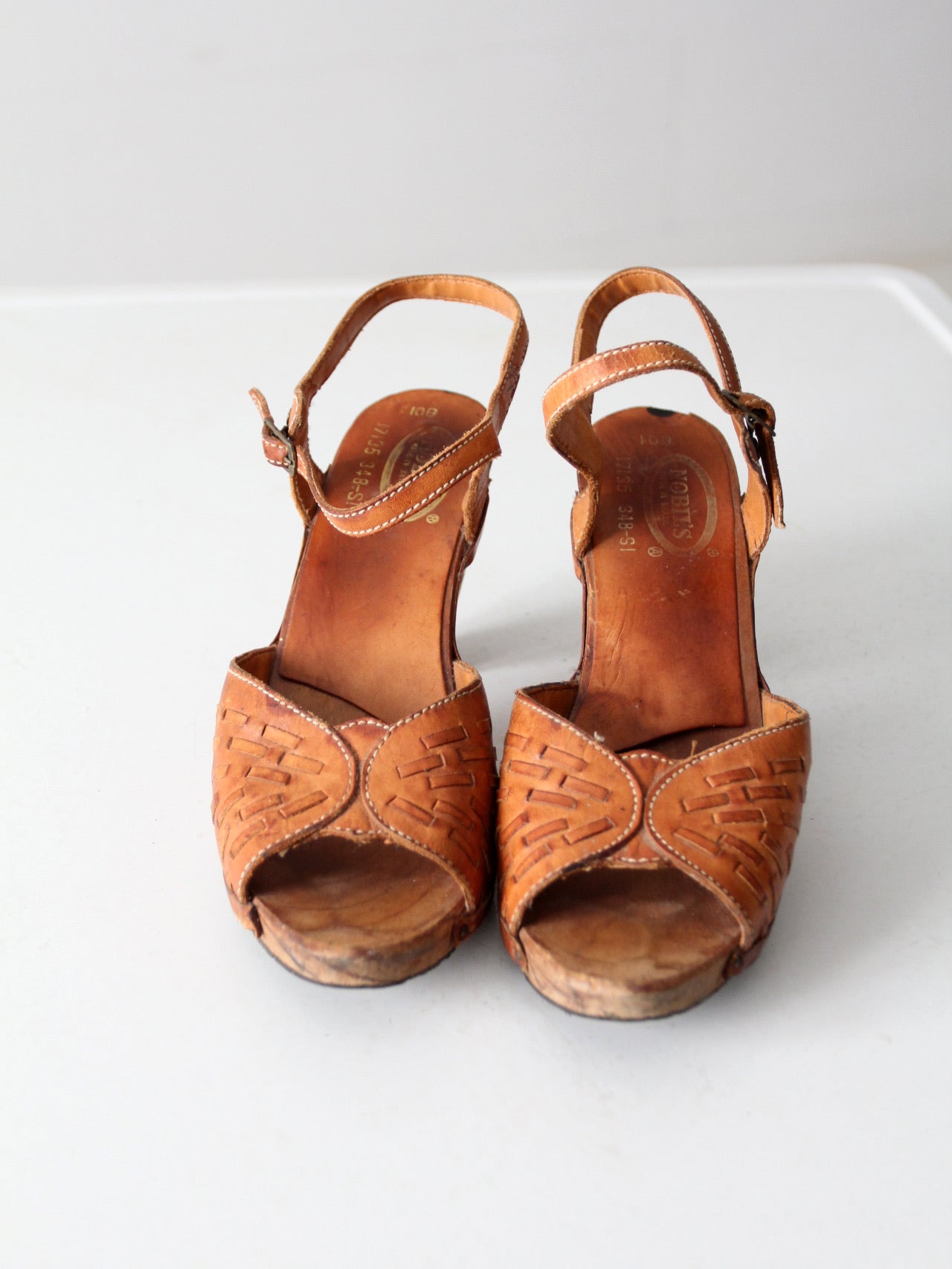 vintage 70s leather heels