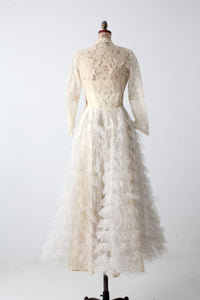 vintage wedding dress