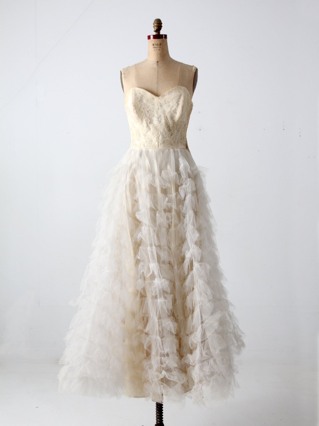 vintage wedding dress