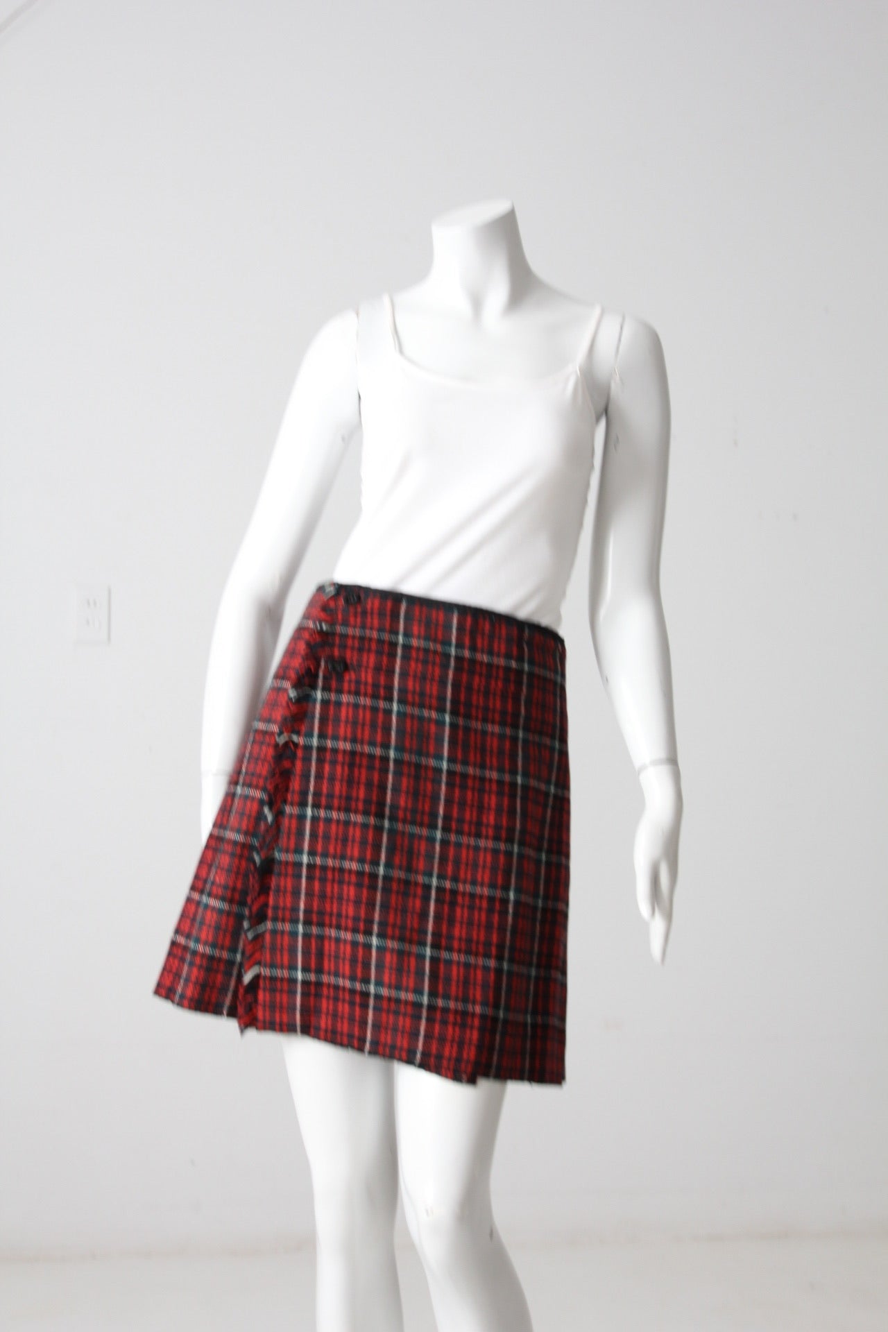 vintage plaid skirt