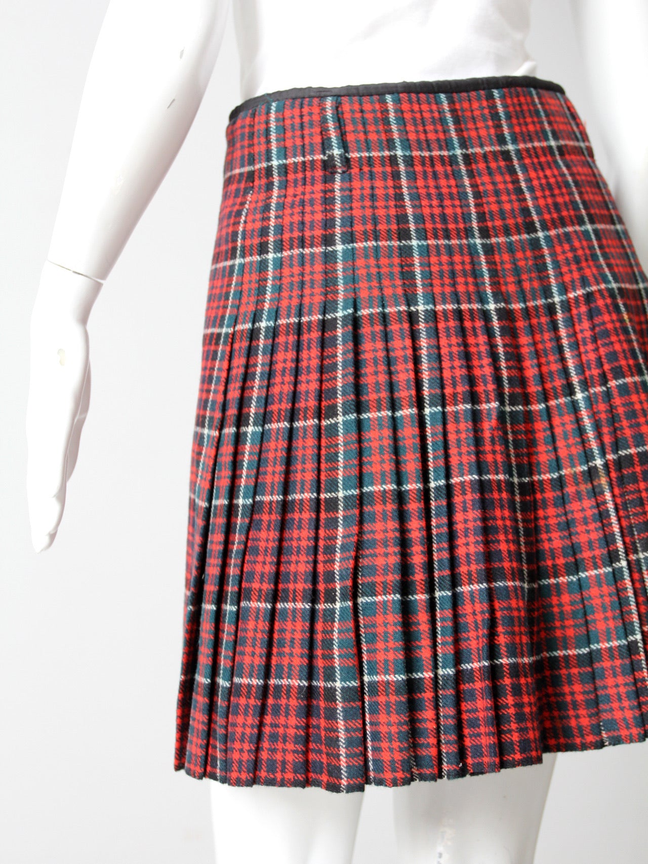 vintage plaid skirt