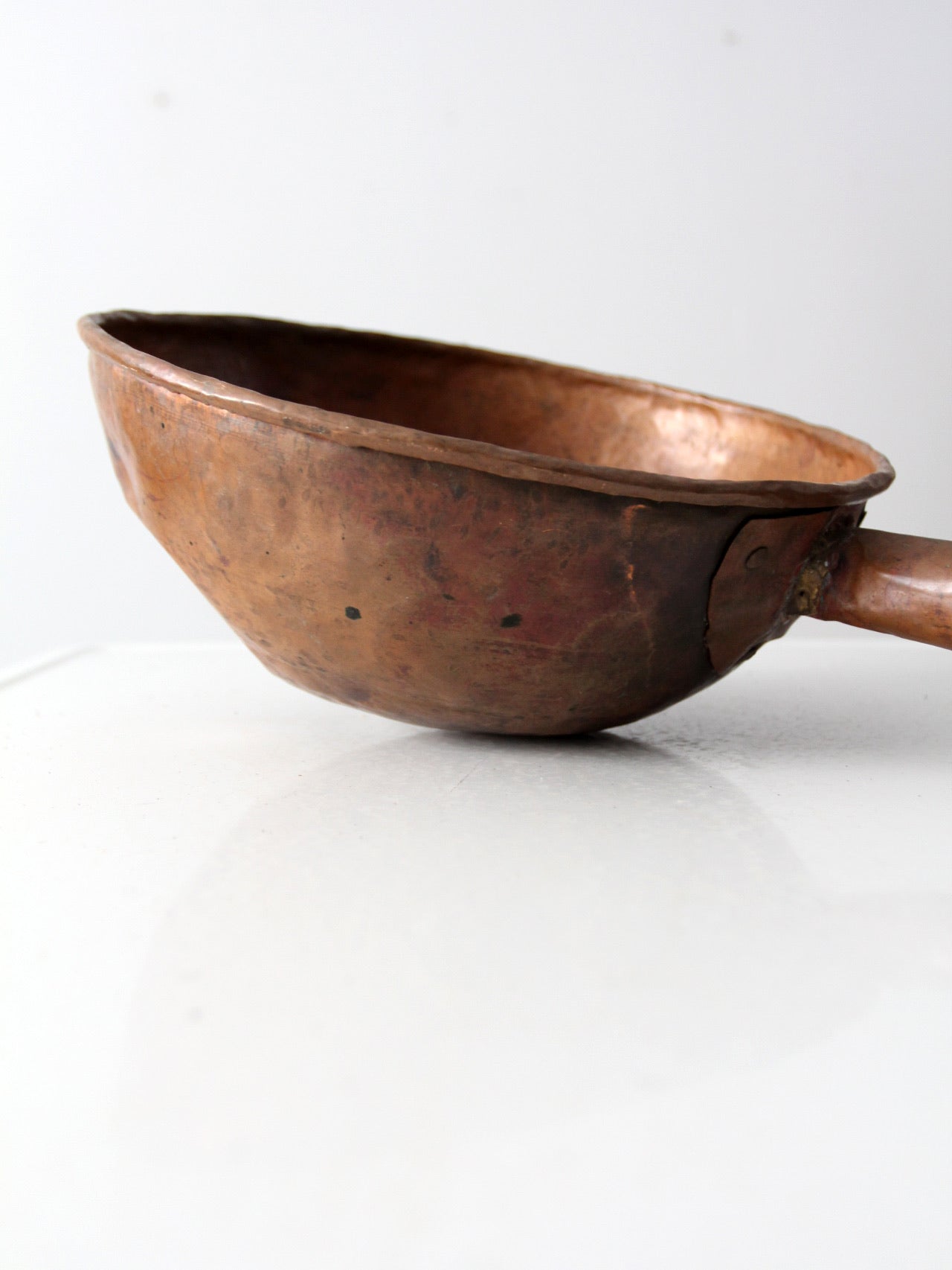 antique round bottom copper pan