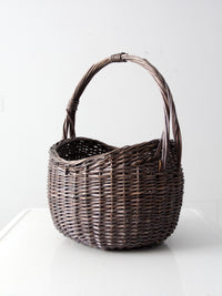 vintage handle basket