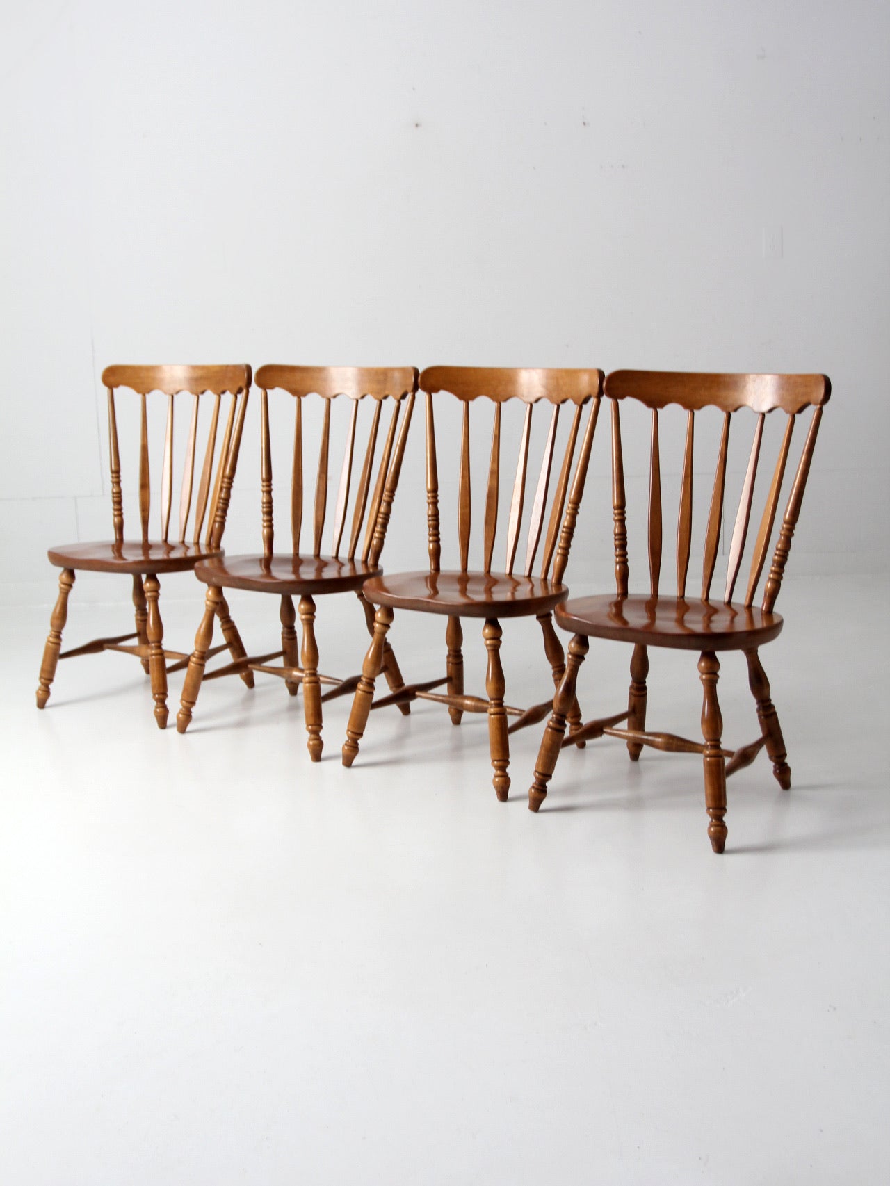 vintage Windsor dining chairs set of 4