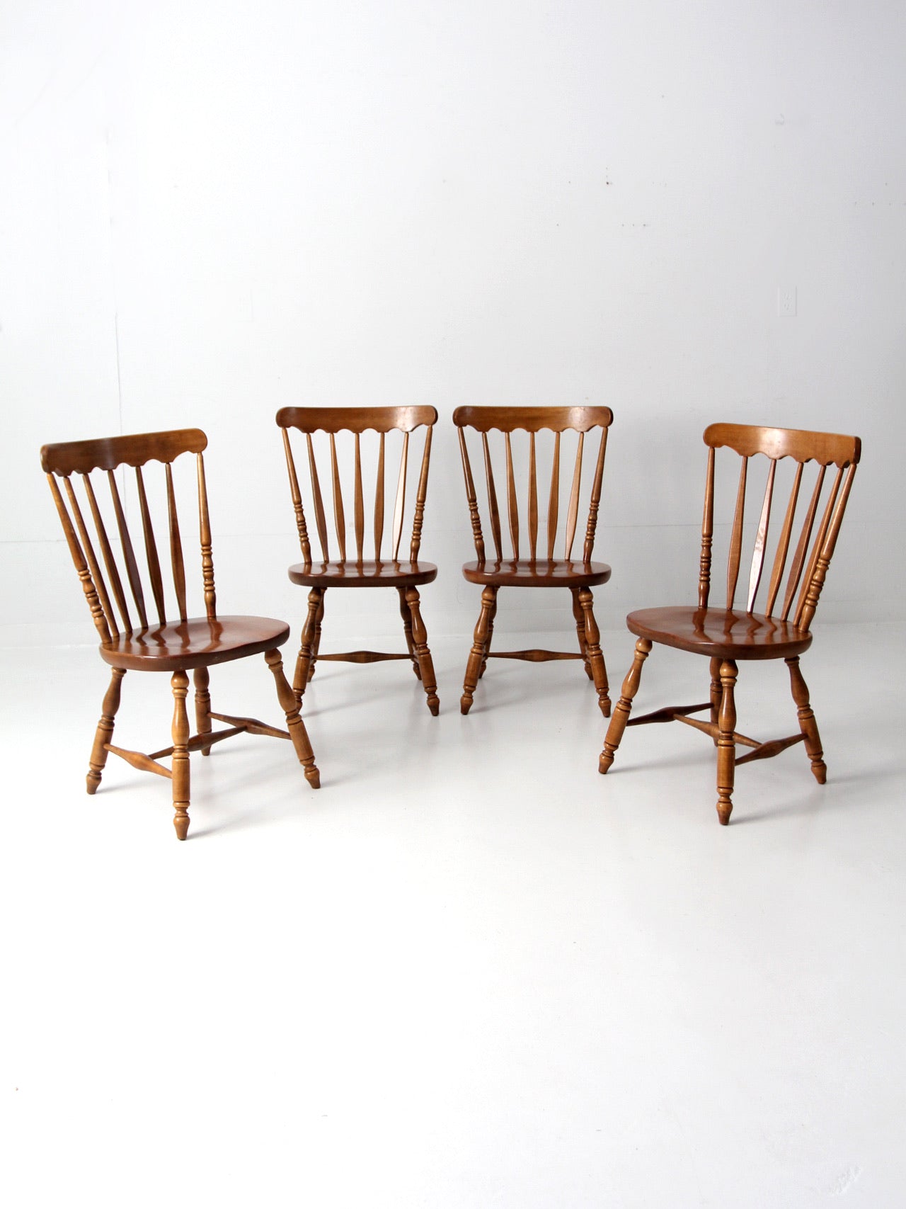 vintage Windsor dining chairs set of 4