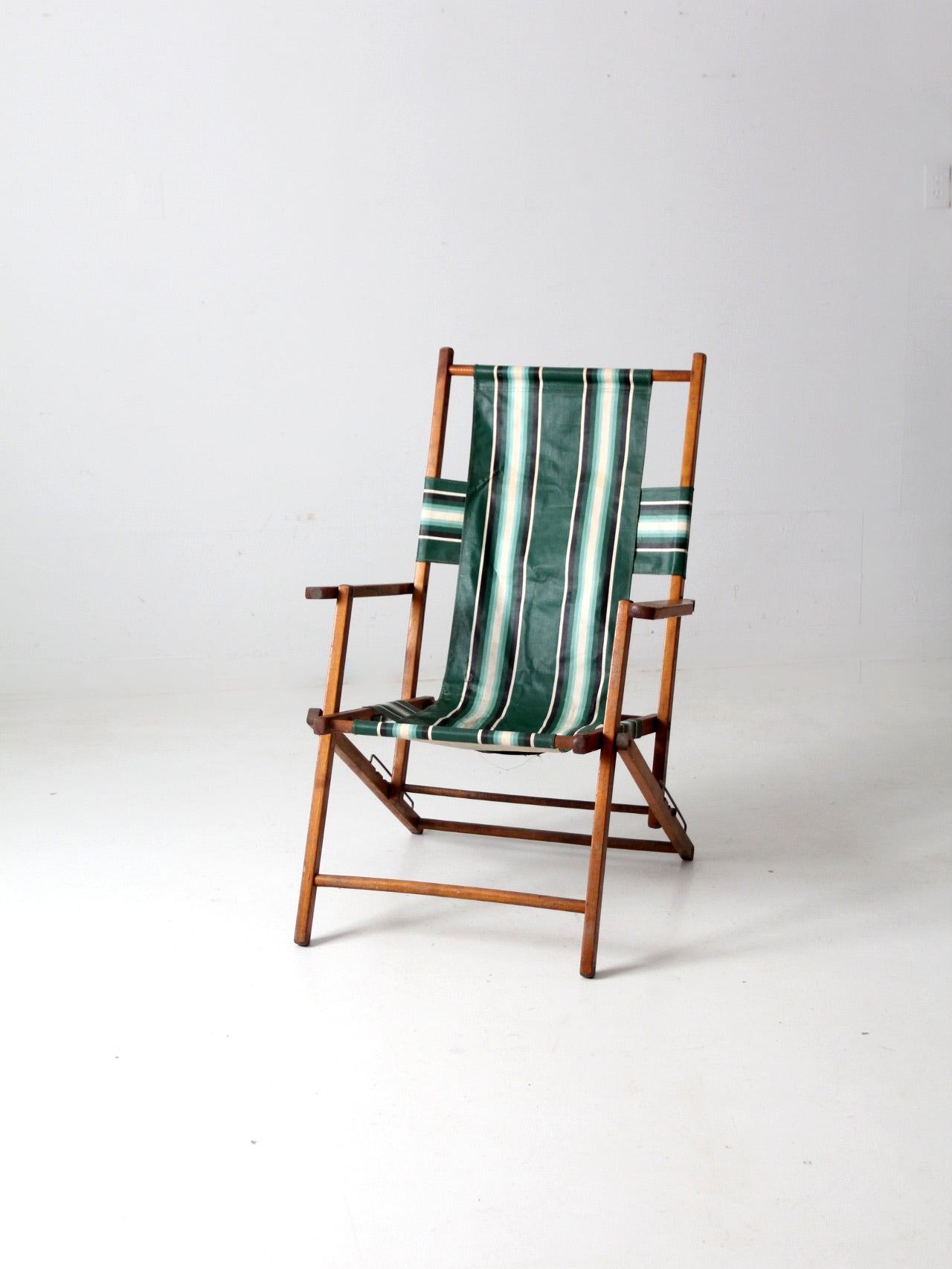 mid-century deck chair