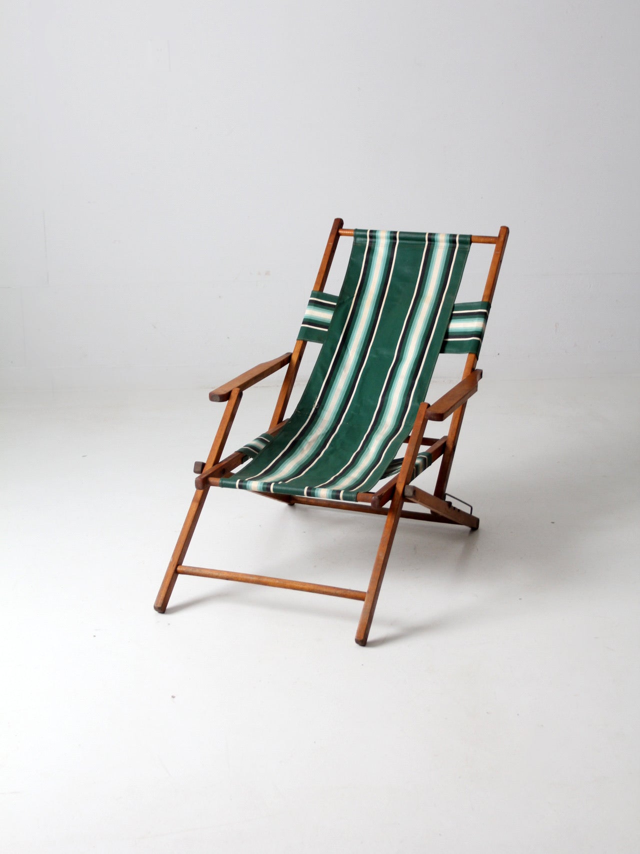 mid-century deck chair