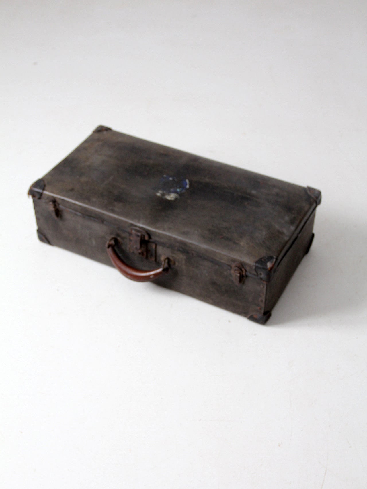 vintage hardboard suitcase